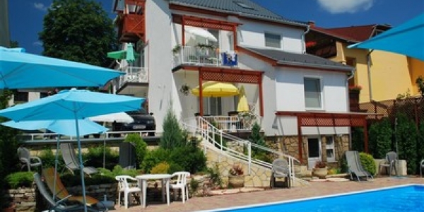 APART  HÉVÍZI  HÁZ 