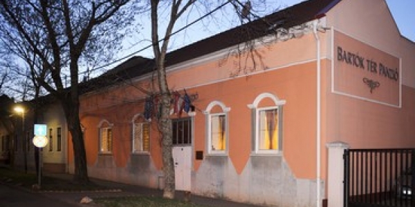 Bartók Tér Panzió