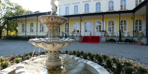 Chateau Földváry Kastélyszálló