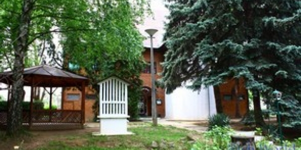 Csalogány Panzió és Étterem