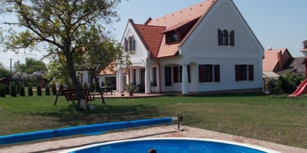 Hétkanyar Vendégház