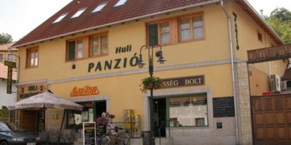 Huli Panzió & Bodrog Panzió