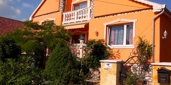 LIGET NYARALÓHÁZ és APARTMAN LIGET