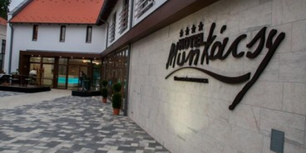 Munkácsy Hotel