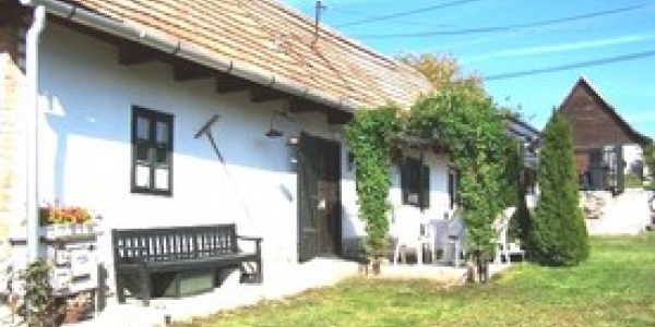 Pihenőház-parasztház