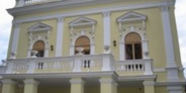 Puchner Kastélyszálló**** és Reneszánsz Élménybirtok