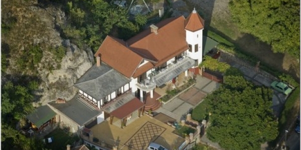 Valcsics Villa Panzió